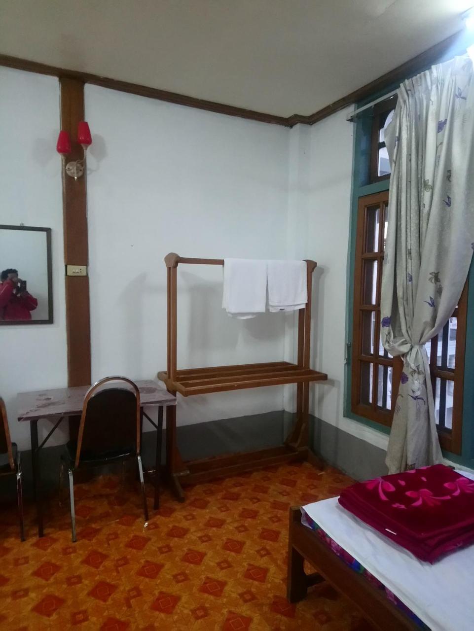 Diamond Star Guest House Nyaung Shwe Esterno foto